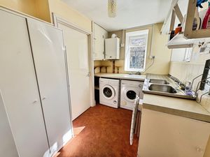 Photo 16- click for photo gallery